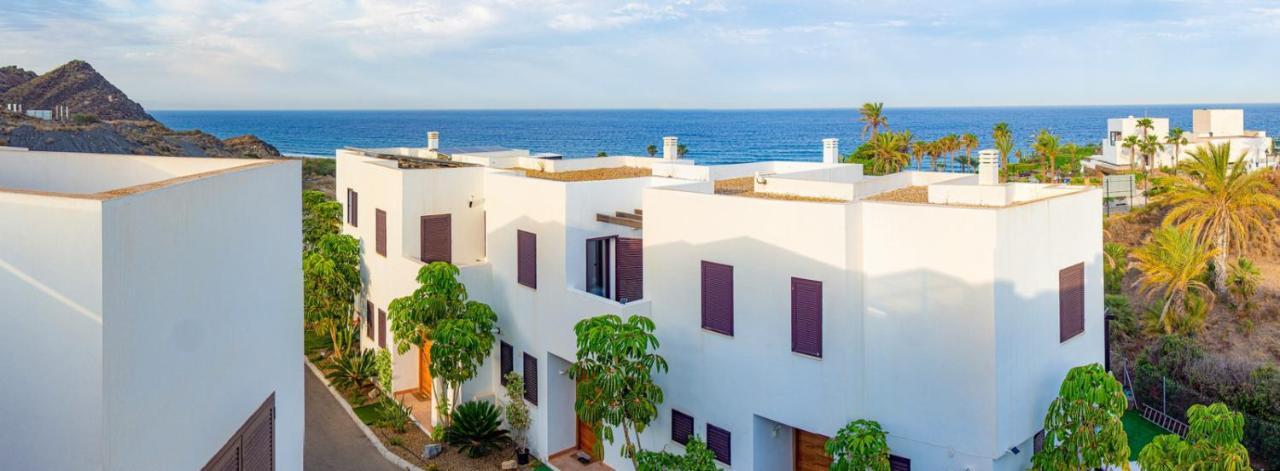 Avicena Beach - موخاكار المظهر الخارجي الصورة